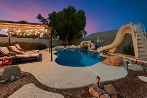 Ultimate Getaway Sleeps 16+ Pool Heat Option & Spa - Image 2
