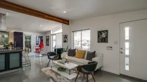 Mid-Century Modern wBackyard Oasis Putting Green - Image 4