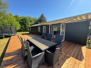 Bright house near the sea • Sleeps 7 • Large deck - Image 2