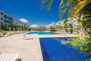 Ground Floor Pool Front Apartment in Palm Village - Image 2