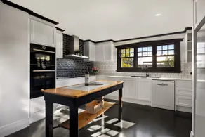 Whiterocks Tanunda Walk to Cafés Sleeps 8 Heritage - Image 5