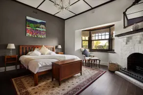 Whiterocks Tanunda Walk to Cafés Sleeps 8 Heritage - Image 2
