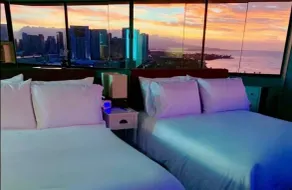 Panoramic OceanView/STEPS FROM BEACH/FreeParking - Image 2