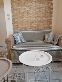 Entire house with 2 bedrooms near the beach - Image 2