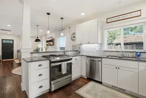 Kid & Dog Friendly Bungalow In The Heart Of Bend - Image 4