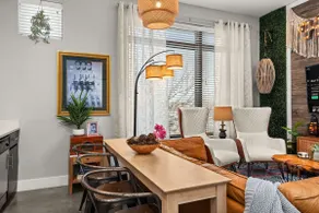 Luxe Bohemian Nations Getaway Walkable - Image 4