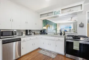 The Sandusky | Stunning Midtown Retreat | EXPO - Image 5