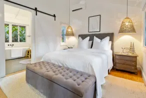 Romantic Hideaway in Tropical Paradise - Image 2