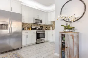 The 620 | Private Guesthouse in Burbank Hills - Image 3