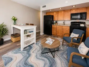 We’re Back! Fabulous Oceanview Studio 318 at Royal - Image 3