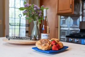 Sheldrake Solitude: \"Simple and Private on Cayuga Lake - Image 3