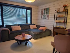 Linda's Lodge - Unwind near the woods - Image 3