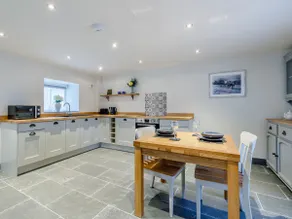 Willow Cottage At Naze Farm-Uk32760 - Image 4