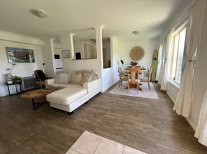 Headland Hideaway - 800m to Two Stunning Beaches! - Image 3