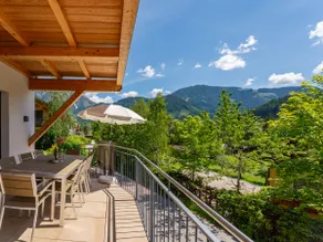 Spacious & luxurious apartment with sauna near ski lift - Image 4