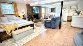 Cozy Valley Suite: Rock City, Ruby Falls, Downtown - Image 3