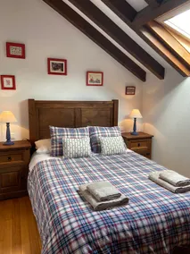 BEAUTIFUL VILLA NEXT TO POTES, 4 BEDROOMS - 3 BATHROOMS - POOL - Image 3