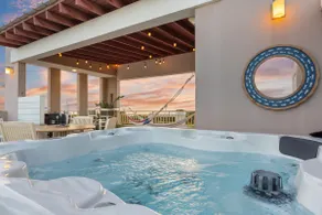 Tropical Sunset Penthouse • Rooftop & Hot Tub - Image 3