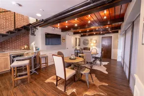 Loft on Mountain (in Old Town) - Image 4