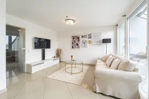 10 Guests | Penthouse near Mercedes Plant & Train - Image 1