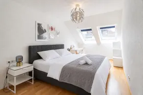 10 Guests | Penthouse near Mercedes Plant & Train - Image 3