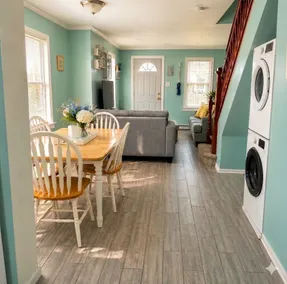 Twelve houses to the beach-pet friendly! - Image 5