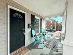 2B/1B Bungalow <5 min UNCG, Coliseum/GAC, downtown - Image 3