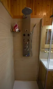 Ground floor apartment in the town center. - Image 5