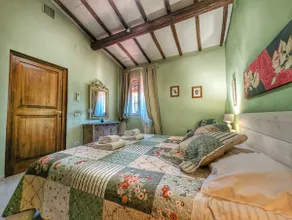 Chianti ground floor accommodation, pool with a view - Image 3