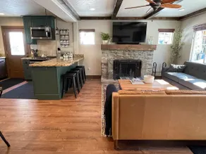 The Little Dipper Cabin - Image 3