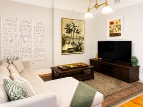 Adelaide 5 Star Luxury Colonial Apartment at Hollidge House - Image 2