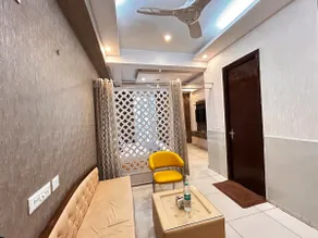 Royal Fantastic Sweet Apartment - Image 2