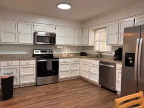 3 Bed 2 Bath home N. Columbus Windsor Park area - Image 3