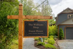 The Williams Shop Guest House • Steps to Beach - Image 2