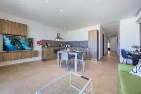 Fl6 TheLodge-2Bedroom,TERRACE,Private parking - Image 2