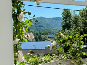 Lakeshore Charmer - Image 4