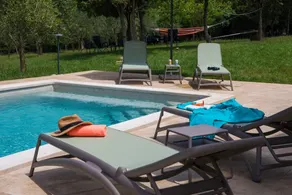 Peaceful Family Villa with Pool near Pula & Rabac - Image 2