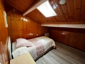 Wooden attic - Image 3