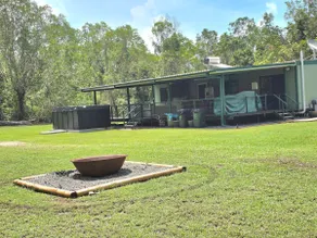 SEACLUDED-HOLIDAY HOUSE close to the beach, with Pool & deck - Image 2