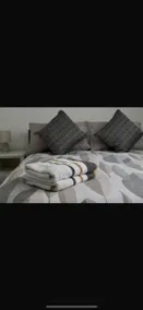 Luxurious Seaside Apartment - Image 3