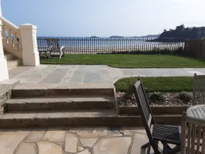Near the Beach - Apartment for 4–5 People with Private Garden + Parking, Downtown Dinard - Image 2