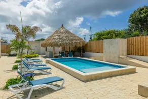 Luxury apartment, Smart Stay for 6 Guests - Image 2