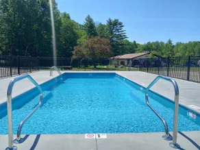 Boars Bungalow | Outdoor Pool, Golf + Storyland - Image 2