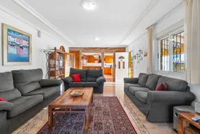Charming Villa in Torrevieja with Private Pool - Image 4