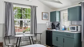 The Ace Cottage - Tiny-home Feel, Close to golf - Image 5