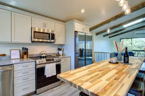 Highly Rated Cabin near Blue Ridge | Sleeps 10 - Image 5