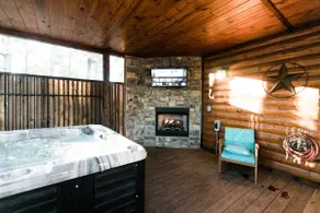 Nik's Nest 2 Bdrm, 2 Bath, Hot tub, Fireplace, 1Story, Fire Pit, Horseshoes - Image 3