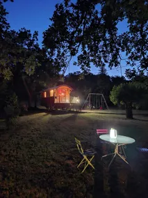 Caroline's Camper - Image 2