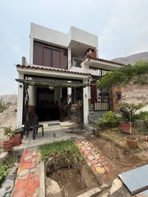Peaceful Peruvian Oasis - Image 2