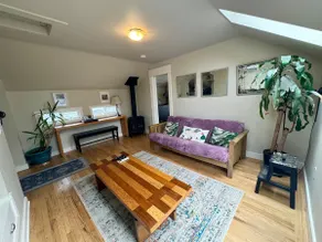 Seattle Hideaway - Image 2